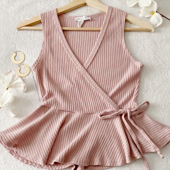 Cute Cropped Peplum Top - Picture 1 of 6